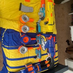 Bunch of  nerf gun